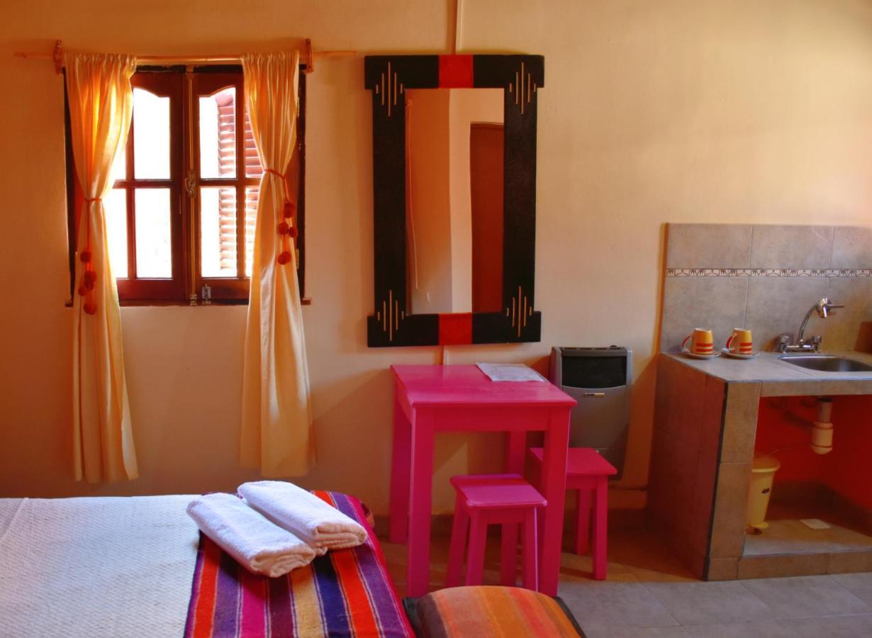 Hostal Paseo De Los Colorados Пурмамарка Экстерьер фото