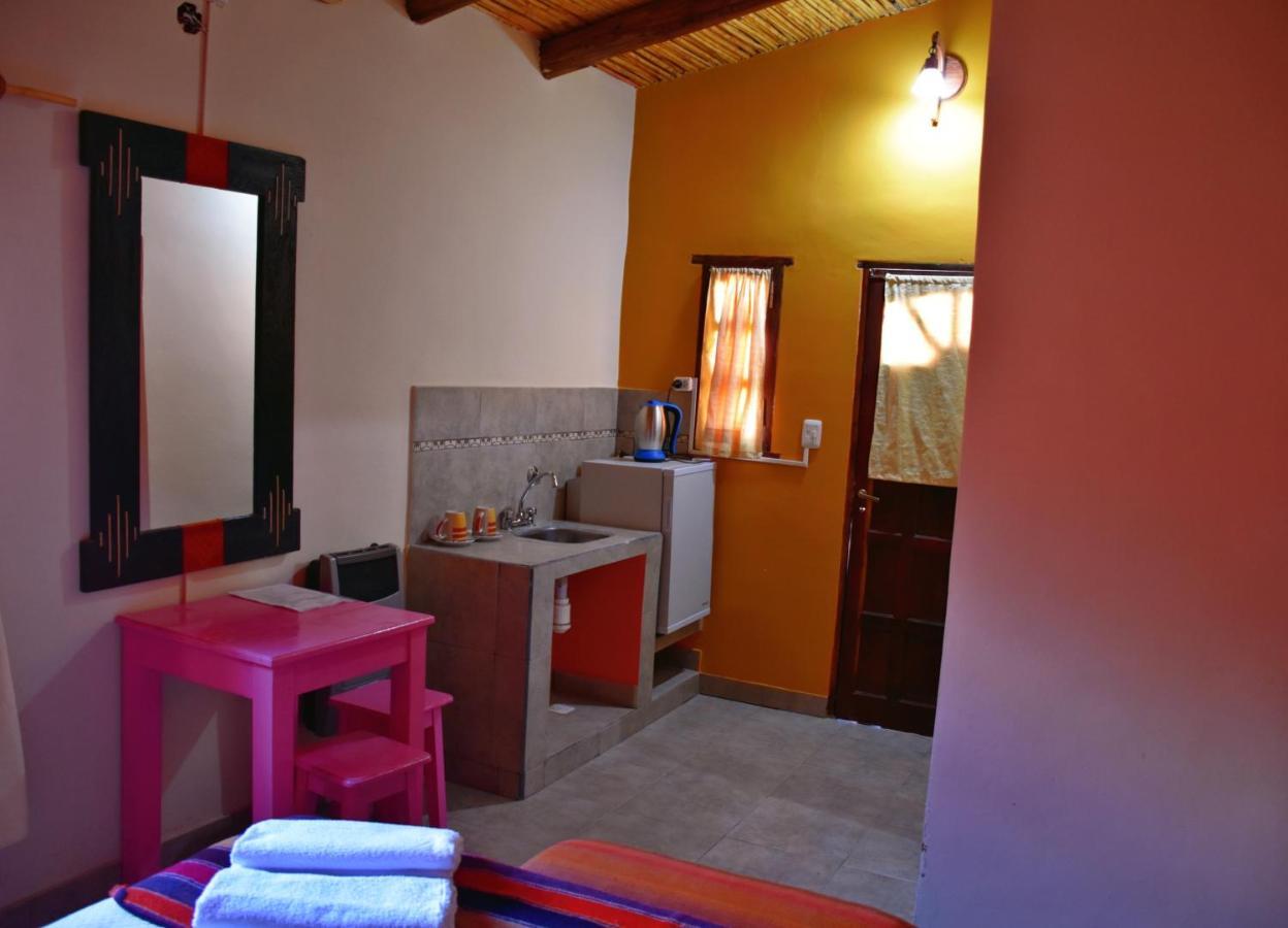 Hostal Paseo De Los Colorados Пурмамарка Экстерьер фото